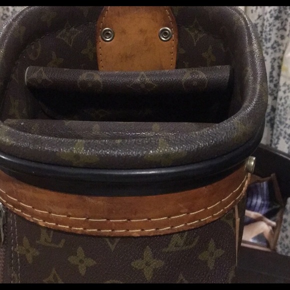 Louis Vuitton Golf Bag - Picture 8 of 8